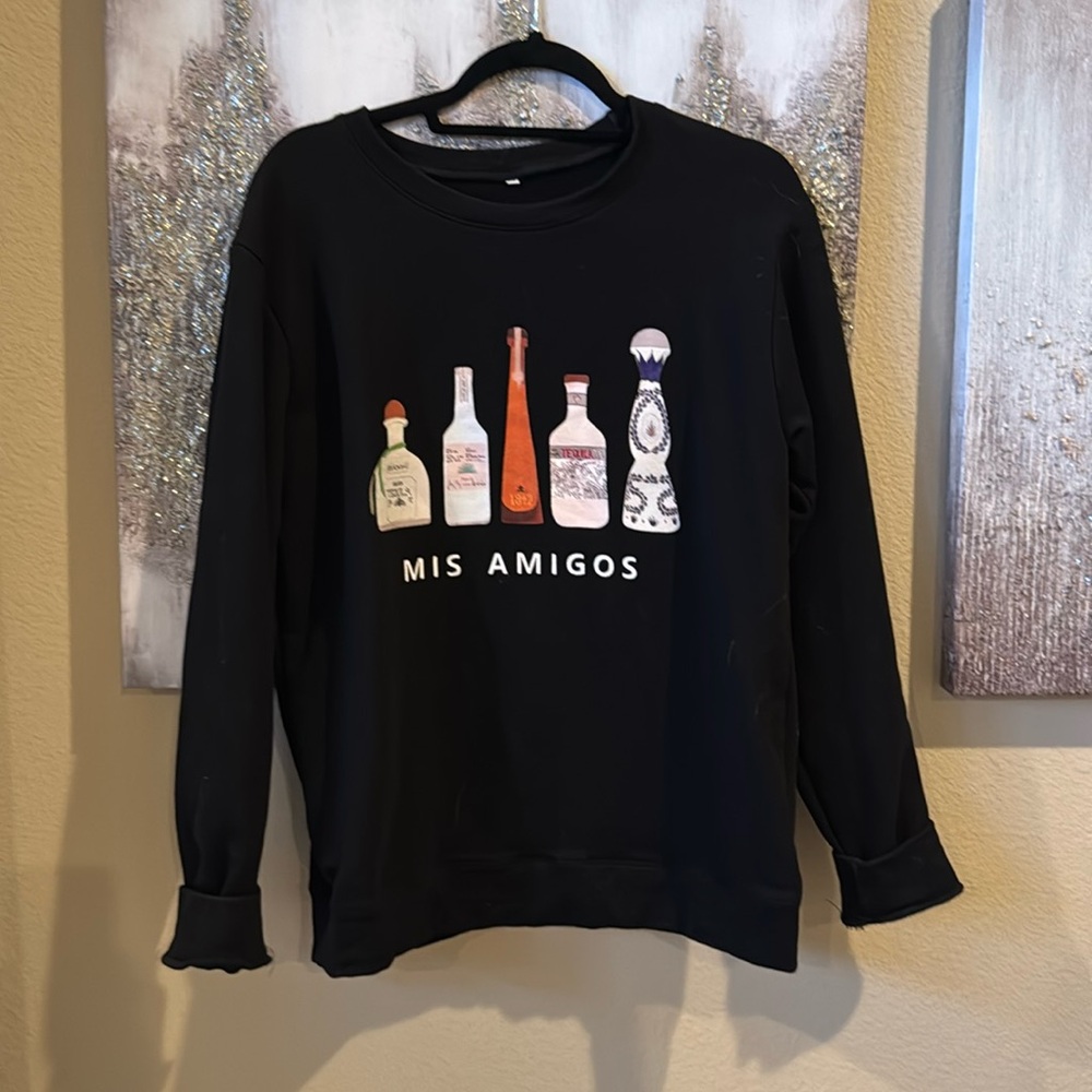 Black sweatshirt